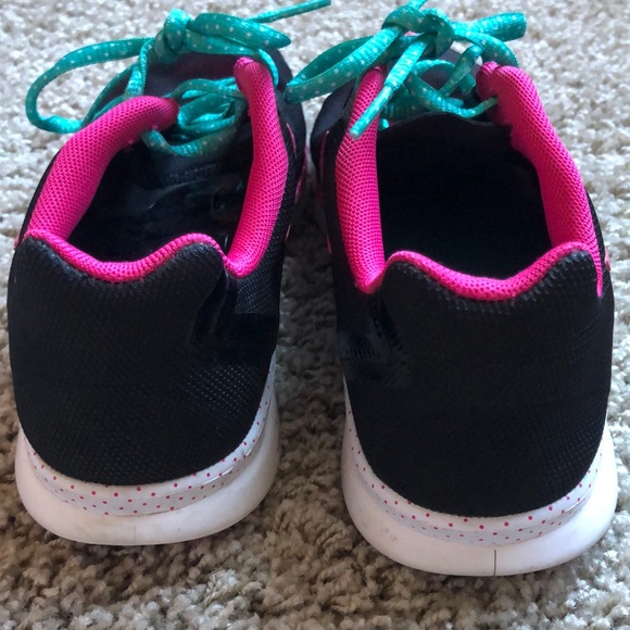 Nike women’s free runs 3.0 - Picture 4 of 7